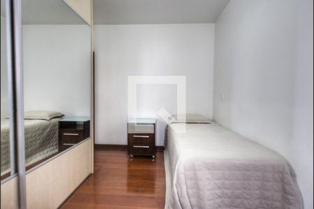 Apartamento à venda com 324m², 4 quartos e 3 vagasQuarto 4