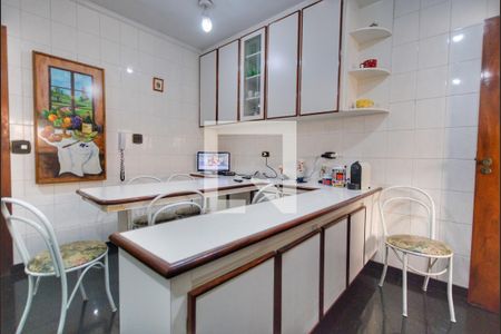 Apartamento à venda com 324m², 4 quartos e 3 vagasCozinha