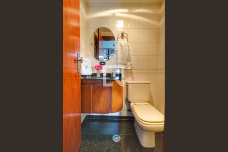 Apartamento à venda com 324m², 4 quartos e 3 vagasLavabo