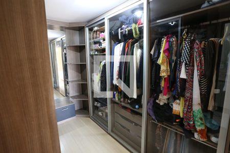 Casa à venda com 400m², 3 quartos e 2 vagasCloset Suíte
