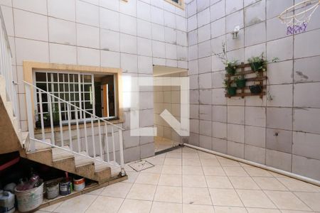Casa à venda com 400m², 3 quartos e 2 vagasQuintal