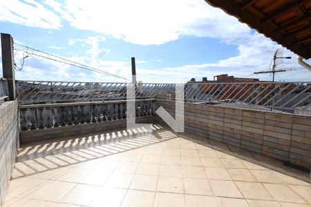 Casa à venda com 400m², 3 quartos e 2 vagasTerraço