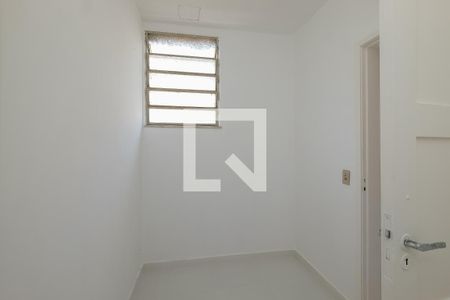 Apartamento à venda com 60m², 2 quartos e 1 vaga Apartamento à venda com 60m², 2 quartos e 1 vagaQuarto de Serviço