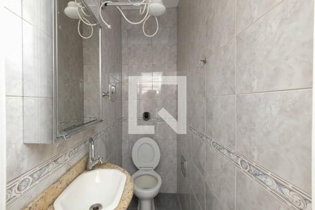 Apartamento à venda com 60m², 2 quartos e 1 vaga Apartamento à venda com 60m², 2 quartos e 1 vagaBanheiro de serviço
