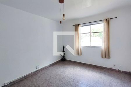 Sala de apartamento para alugar com 3 quartos, 74m² em Vila Marieta, Campinas