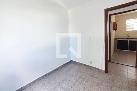 Quarto 1 de apartamento para alugar com 3 quartos, 74m² em Vila Marieta, Campinas
