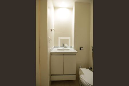 Apartamento para alugar com 141m², 3 quartos e 1 vaga Apartamento para alugar com 141m², 3 quartos e 1 vagaBanheiro 1