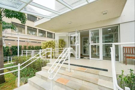 Apartamento à venda com 80m², 2 quartos e 2 vagas Apartamento à venda com 80m², 2 quartos e 2 vagasEntrada