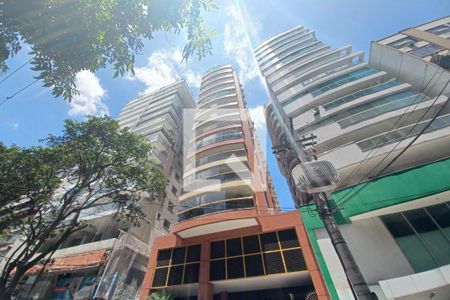 Apartamento à venda com 65m², 2 quartos e 1 vagaFachada