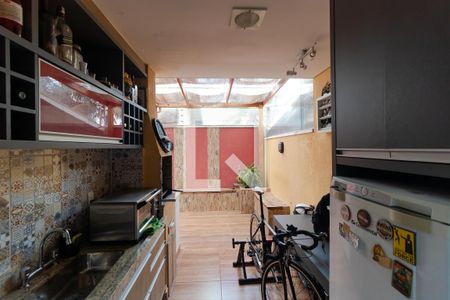 Casa de condomínio à venda com 100m², 3 quartos e 2 vagasChurrasqueira