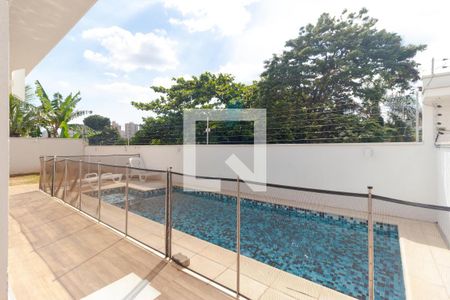 Casa de condomínio à venda com 100m², 3 quartos e 2 vagasÁrea comum - Piscina