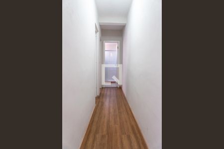 Apartamento à venda com 60m², 2 quartos e 2 vagas Apartamento à venda com 60m², 2 quartos e 2 vagasCorredor