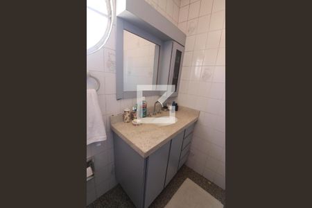 Casa à venda com 275m², 3 quartos e 6 vagasBanheiro 