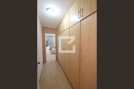 Casa à venda com 275m², 3 quartos e 6 vagasCloset Suíte