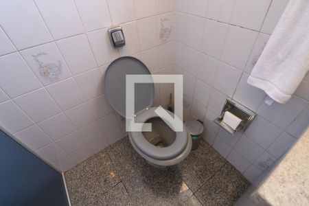 Casa à venda com 275m², 3 quartos e 6 vagasBanheiro 