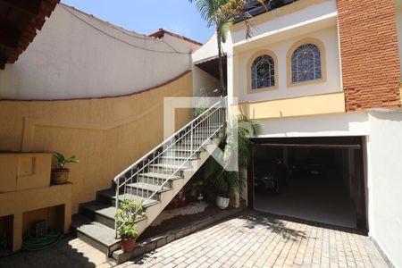 Casa à venda com 275m², 3 quartos e 6 vagasGaragem