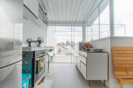 Apartamento à venda com 97m², 2 quartos e 1 vaga Apartamento à venda com 97m², 2 quartos e 1 vagaCozinha e Área de Serviço