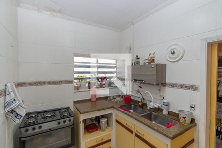 Casa à venda com 250m², 4 quartos e 2 vagas Casa à venda com 250m², 4 quartos e 2 vagasCozinha