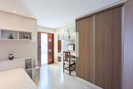 Casa à venda com 205m², 3 quartos e 2 vagas Casa à venda com 205m², 3 quartos e 2 vagasQuarto da suíte 3