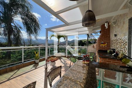 Casa de condomínio à venda com 120m², 3 quartos e 1 vaga Casa de condomínio à venda com 120m², 3 quartos e 1 vagaTerraço