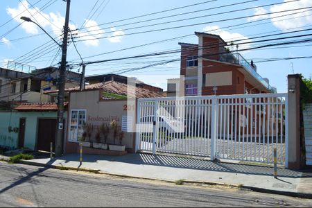 Casa de condomínio à venda com 120m², 3 quartos e 1 vagaFachada do condomínio
