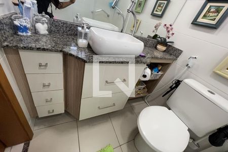 Casa de condomínio à venda com 120m², 3 quartos e 1 vaga Casa de condomínio à venda com 120m², 3 quartos e 1 vagaBanheiro suíte