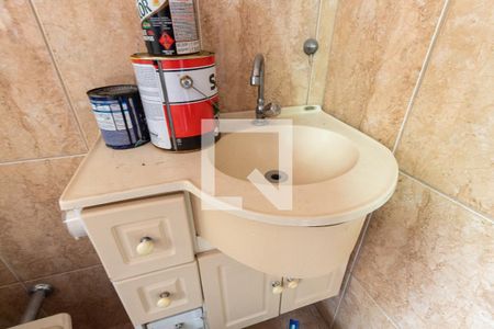 Casa à venda com 130m², 3 quartos e 4 vagasBanheiro