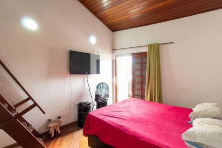 Casa à venda com 130m², 3 quartos e 4 vagasQuarto Suíte 2