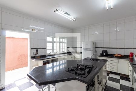 Casa à venda com 130m², 3 quartos e 4 vagasCozinha 1