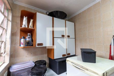 Casa à venda com 130m², 3 quartos e 4 vagasCozinha - Armários