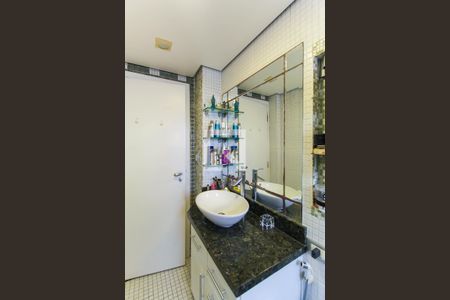 Apartamento à venda com 133m², 2 quartos e 3 vagasBanheiro