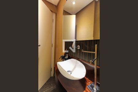 Apartamento à venda com 133m², 2 quartos e 3 vagasLavabo