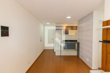 Sala de apartamento à venda com 2 quartos, 45m² em Vila Tolstoi, São Paulo