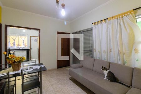 Casa à venda com 370m², 6 quartos e 3 vagas Casa à venda com 370m², 6 quartos e 3 vagasSala - Casa 2