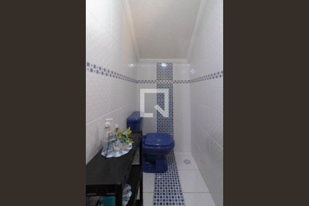 Casa à venda com 370m², 6 quartos e 3 vagas Casa à venda com 370m², 6 quartos e 3 vagasLavabo - Casa 2