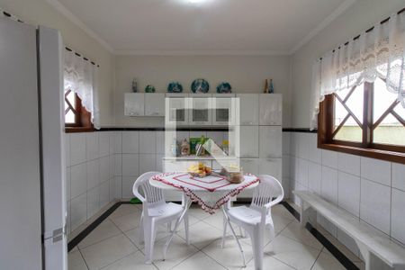 Casa à venda com 370m², 6 quartos e 3 vagas Casa à venda com 370m², 6 quartos e 3 vagasCopa