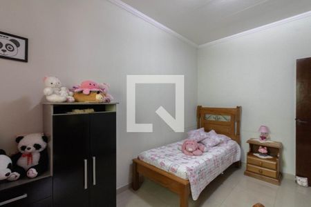 Casa à venda com 370m², 6 quartos e 3 vagas Casa à venda com 370m², 6 quartos e 3 vagasQuarto 2 - Casa 2