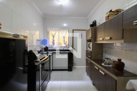 Casa à venda com 370m², 6 quartos e 3 vagas Casa à venda com 370m², 6 quartos e 3 vagasCozinha - Casa 2