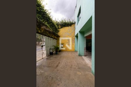 Casa à venda com 370m², 6 quartos e 3 vagas Casa à venda com 370m², 6 quartos e 3 vagasGaragem