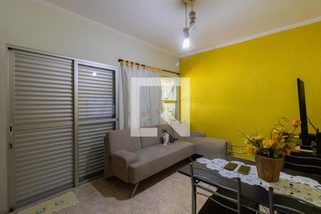 Casa à venda com 370m², 6 quartos e 3 vagas Casa à venda com 370m², 6 quartos e 3 vagasSala - Casa 2