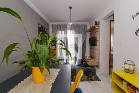 Sala de apartamento para alugar com 2 quartos, 53m² em Parque São Vicente, Mauá