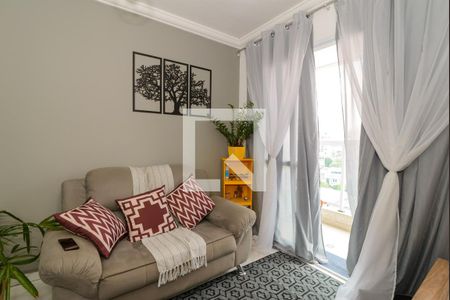 Sala de apartamento para alugar com 2 quartos, 53m² em Parque São Vicente, Mauá