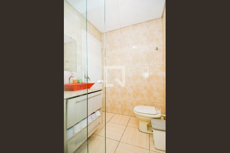 Casa à venda com 177m², 3 quartos e 3 vagasBanheiro da Suíte 2