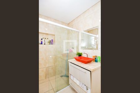 Casa à venda com 177m², 3 quartos e 3 vagasBanheiro da Suíte 2