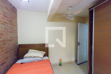 Casa de condomínio à venda com 350m², 5 quartos e 1 vaga Casa de condomínio à venda com 350m², 5 quartos e 1 vagaQuarto 2