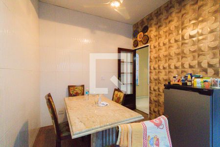 Casa de condomínio à venda com 350m², 5 quartos e 1 vaga Casa de condomínio à venda com 350m², 5 quartos e 1 vagaCozinha