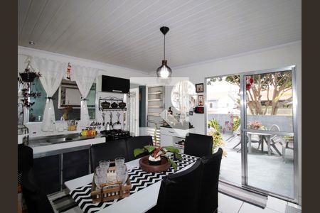 Casa à venda com 210m², 2 quartos e 3 vagasCozinha 2