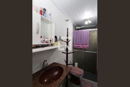 Casa à venda com 210m², 2 quartos e 3 vagasBanheiro 2