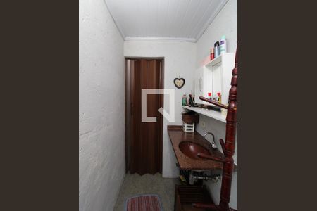 Casa à venda com 210m², 2 quartos e 3 vagasBanheiro 2