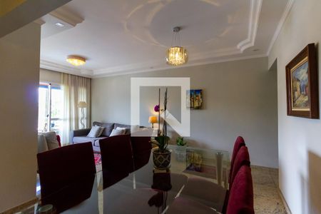 Apartamento à venda com 94m², 3 quartos e 2 vagas Apartamento à venda com 94m², 3 quartos e 2 vagasSala de Jantar